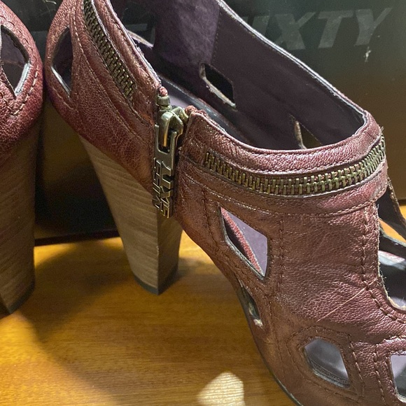 Miss Sixty • “Hailey” Purple Blocked Peep Toe heels - Picture 7 of 14